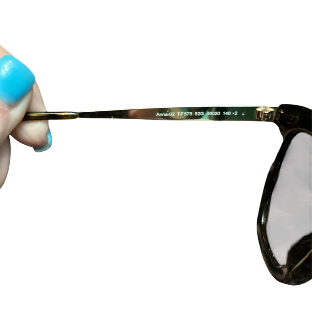 TOM FORD
Anna Cat Eye Sunglasses - Picture 5 of 6